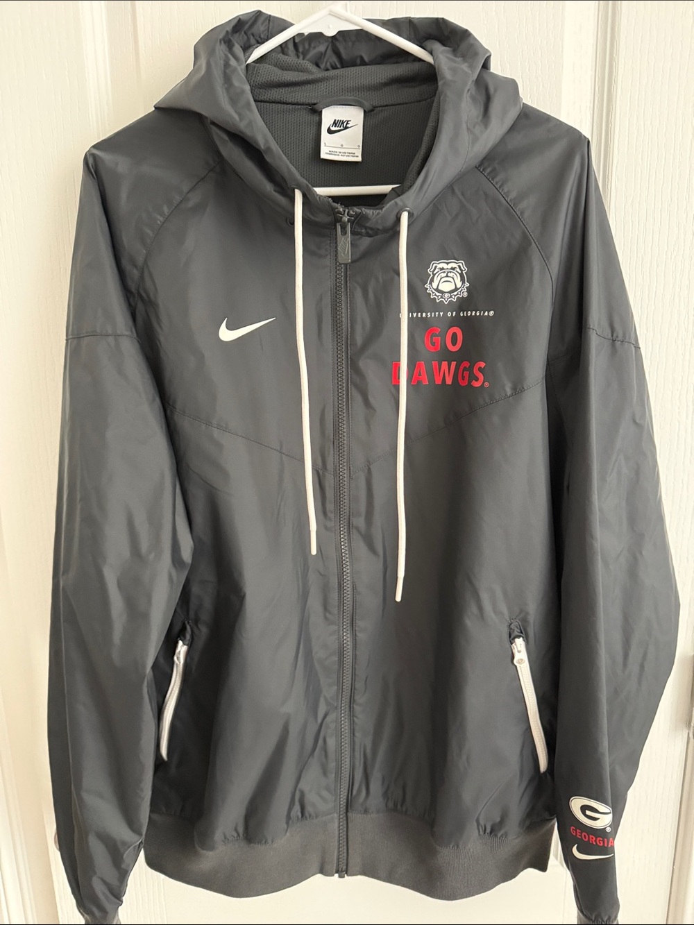 Nike Gray Hooded 'Go Dawgs' Windbreaker with Red Accents